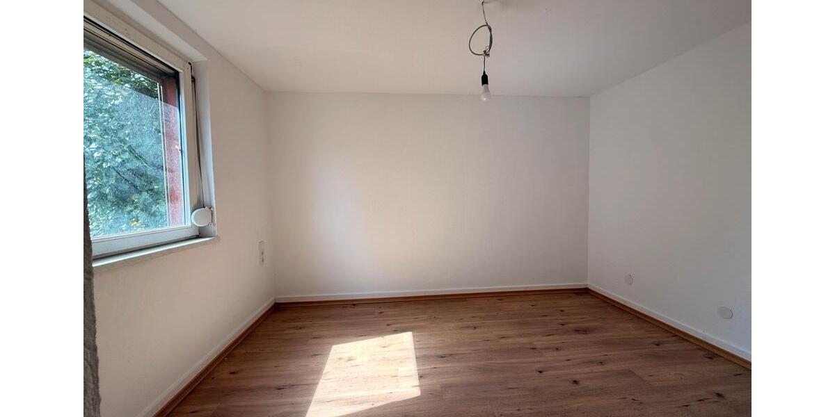 Hochparterre Beckingen - 2 Zimmer, 63 m&sup2;, 580&euro; | Angebot:26153248
