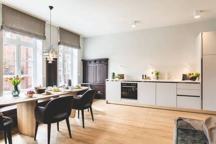 Wohnung Lüneburg Altstadt - 3 Zimmer, 92 m&sup2;, 2.650&euro; | Angebot:23973688