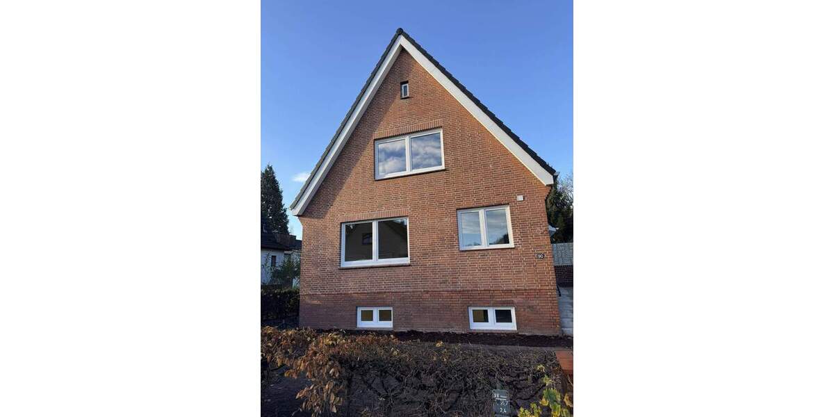 Erstbezug nach Sanierung - Einfamilienhaus mit Garage 4 zimmer