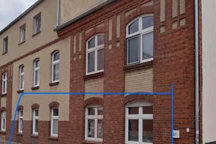 Sonnige große Altbauwohnung in Jüterbog zu vermieten 4 zimmer