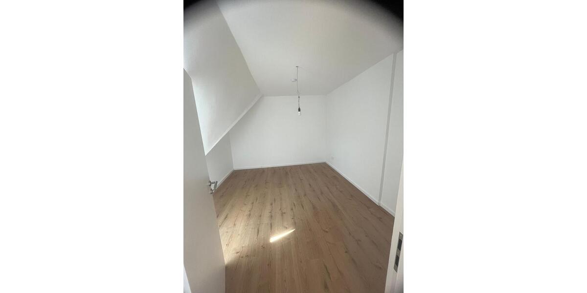 Dachgeschoßwohnung Hagen Hagen-Nord - 2 Zimmer, 69 m&sup2;, 483&euro; | Angebot:24581992