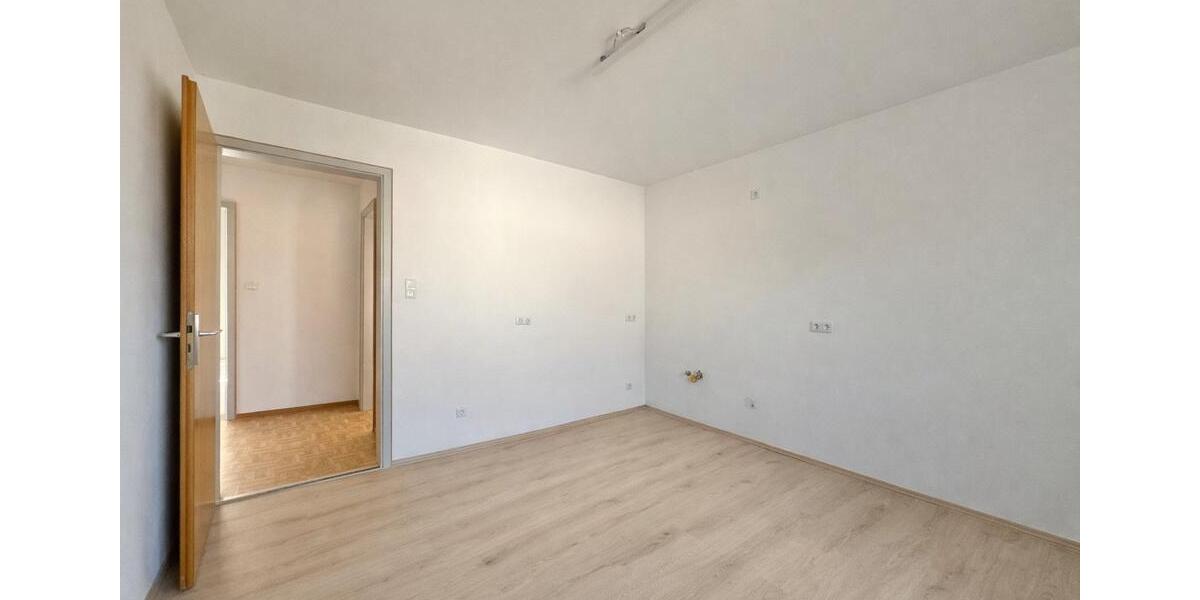 Etagenwohnung Türkheim - 3 Zimmer, 75 m&sup2;, 830&euro; | Angebot:26036002