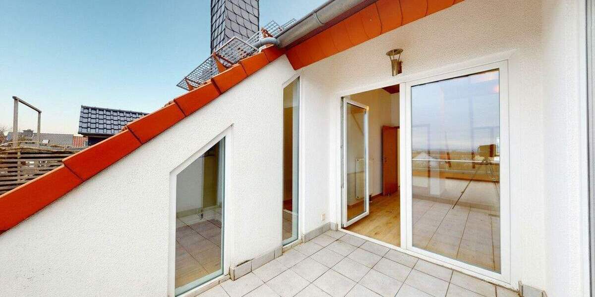 Reihenmittelhaus Frankfurt am Main Preungesheim - 5 Zimmer, 226 m&sup2;, 2.950&euro; | Angebot:25152532