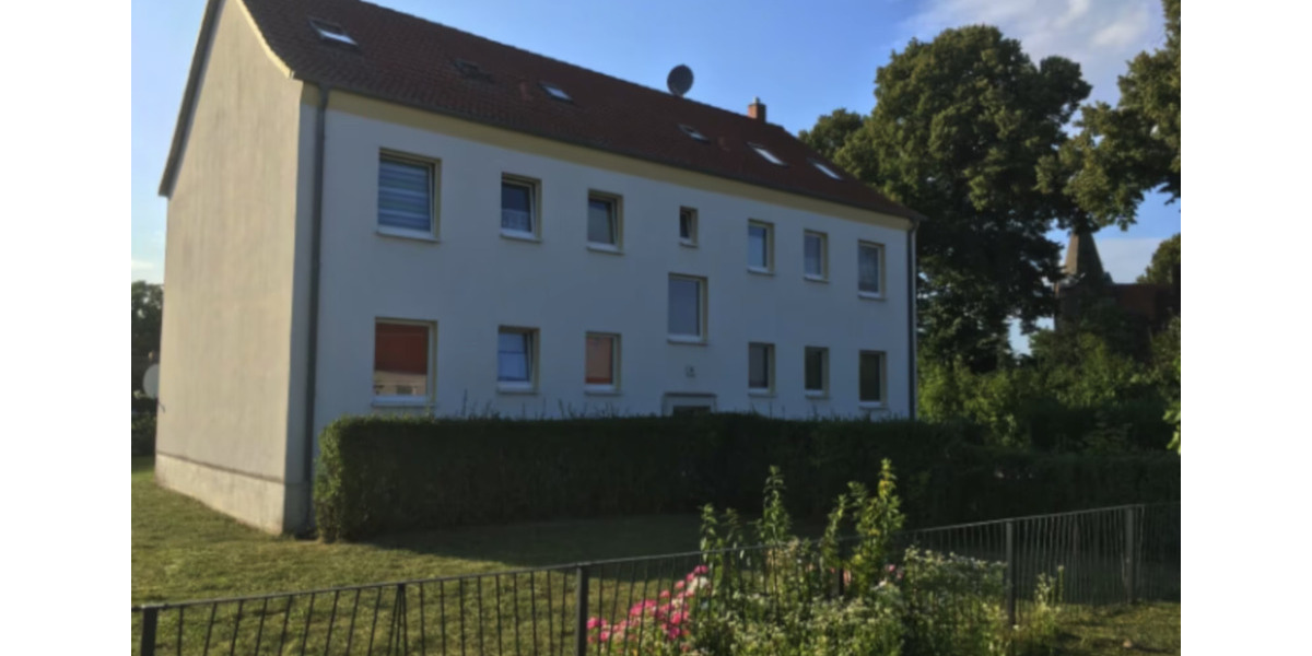 Dachgeschoßwohnung Rosenow - 2 Zimmer, 42 m&sup2;, 280&euro; | Angebot:25053590