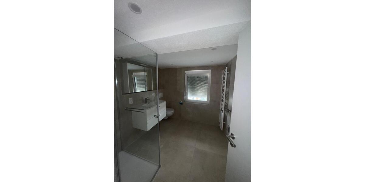 Etagenwohnung Gingen an der Fils - 3 Zimmer, 100 m&sup2;, 1.300&euro; | Angebot:25051494