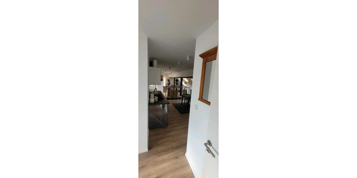 2.5 Zimmer DG Atelierwohung 2 zimmer