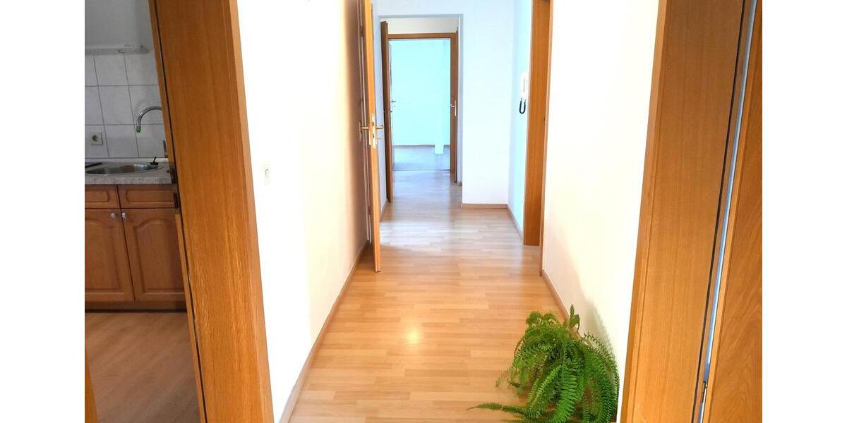 Etagenwohnung Oberkirch - 3 Zimmer, 91 m&sup2;, 683&euro; | Angebot:24788684