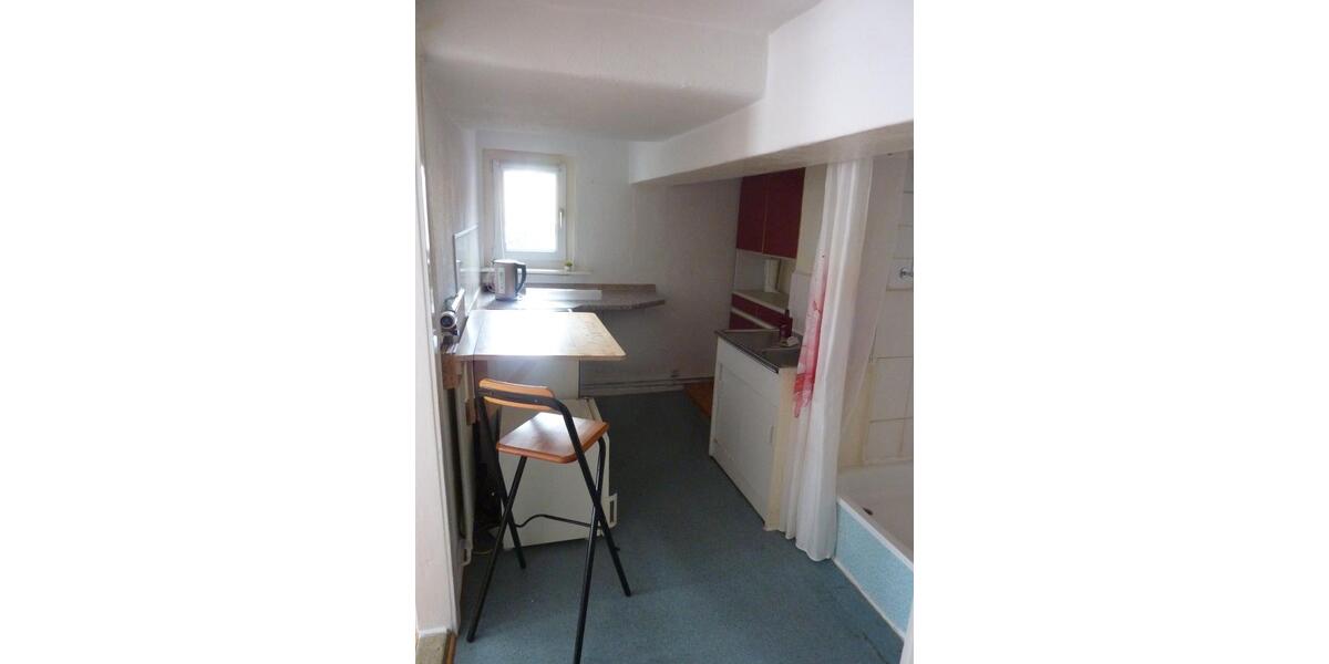 Etagenwohnung Hildesheim - 2 Zimmer, 30 m&sup2;, 180&euro; | Angebot:25977912