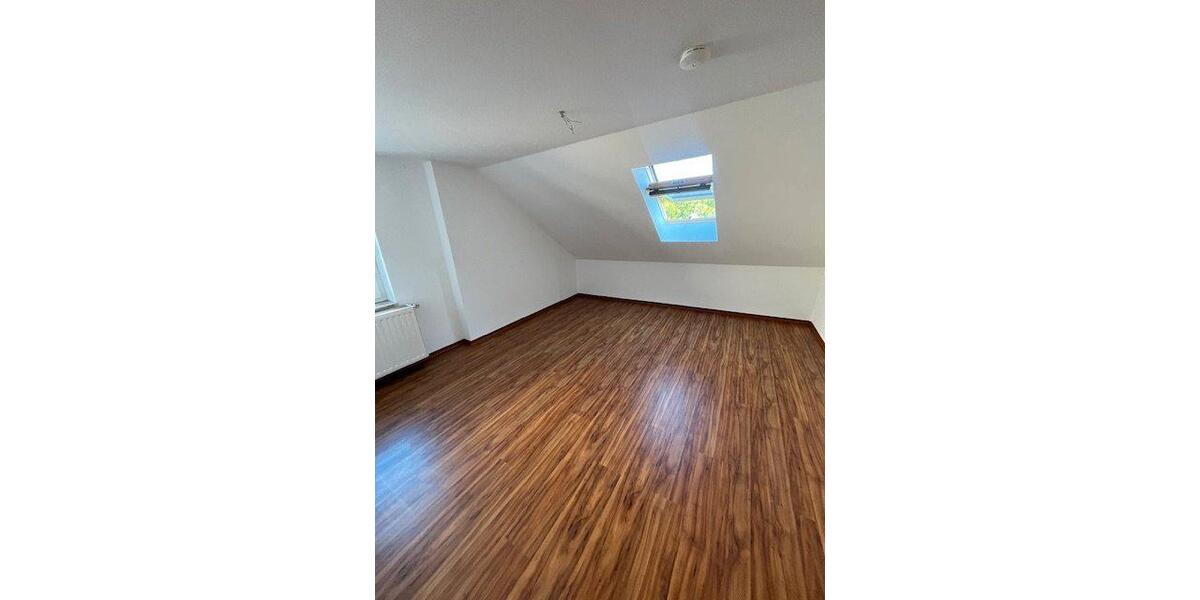 Etagenwohnung Meißen - 3 Zimmer, 85 m&sup2;, 680&euro; | Angebot:26515935