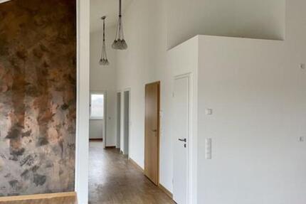 Charmante 3-Zimmer-Penthousewohnung mit Blick ins Grüne 3 zimmer