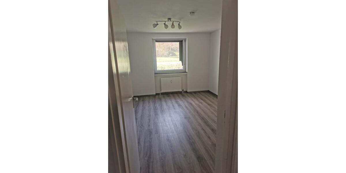 Erdgeschoßwohnung Wertheim - 1 Zimmer, 80 m&sup2;, 830&euro; | Angebot:25965667