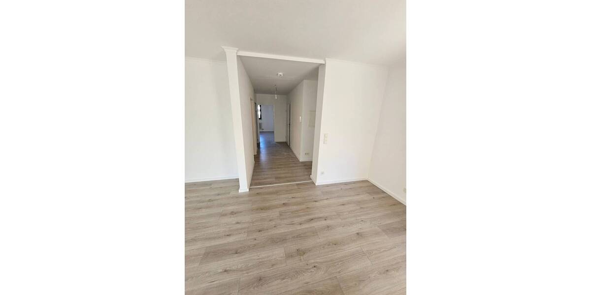 Etagenwohnung Saarbrücken / Schönbach St Arnual - 2 Zimmer, 64 m&sup2;, 640&euro; | Angebot:26310316