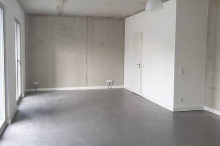 Kleines Loft mit sonniger Terrasse (1 Zimmer)