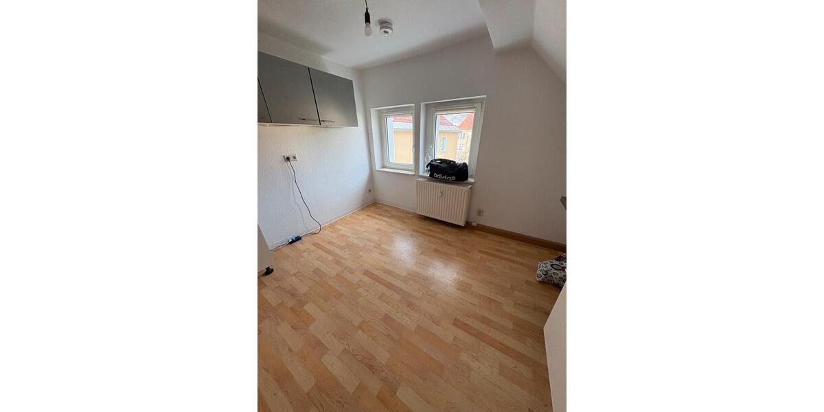 Dachgeschoßwohnung Schneeberg - 2 Zimmer, 48 m&sup2;, 348&euro; | Angebot:26265630