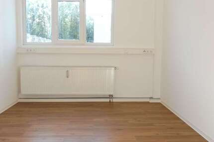 Wohnung Reutlingen - 1 Zimmer, 14 m&sup2;, 250&euro; | Angebot:26846597