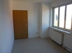 Etagenwohnung Lützen Zorbau - 3 Zimmer, 77 m&sup2;, 400&euro; | Angebot:25797846