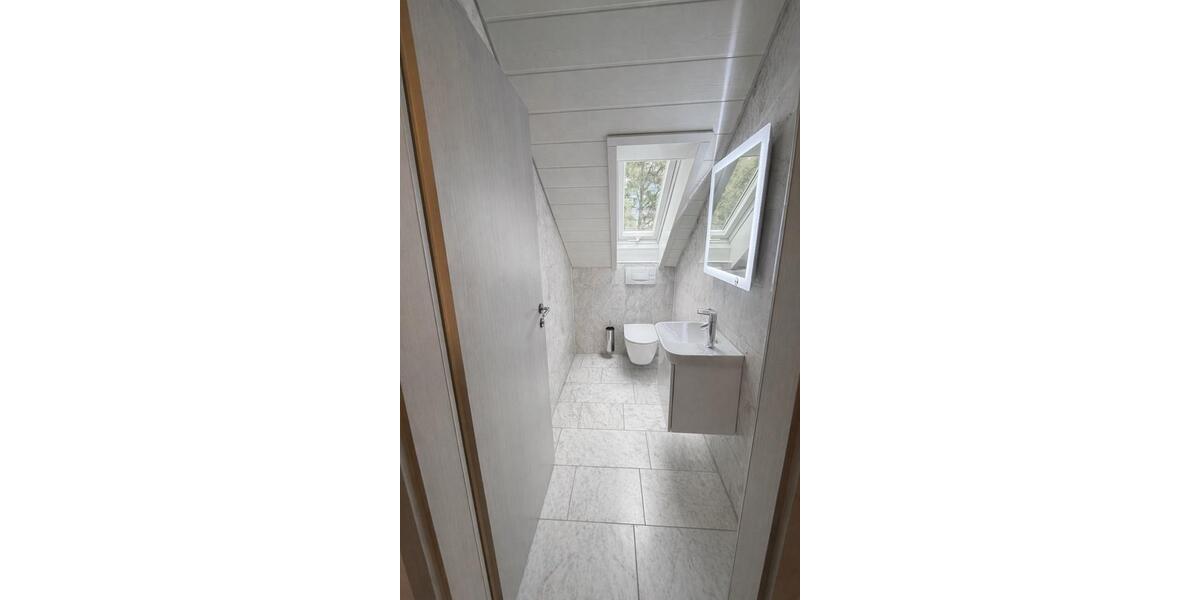 Dachgeschoßwohnung Grafenau - 3 Zimmer, 85 m&sup2;, 1.300&euro; | Angebot:26322335