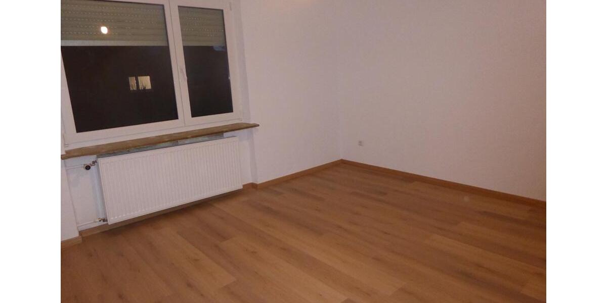 Etagenwohnung Rastatt - 4 Zimmer, 86 m&sup2;, 950&euro; | Angebot:24559804