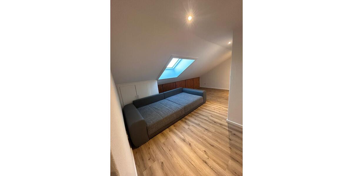 Dachgeschoßwohnung Siegen Kaan-Marienborn - 2 Zimmer, 59 m&sup2;, 580&euro; | Angebot:26003690