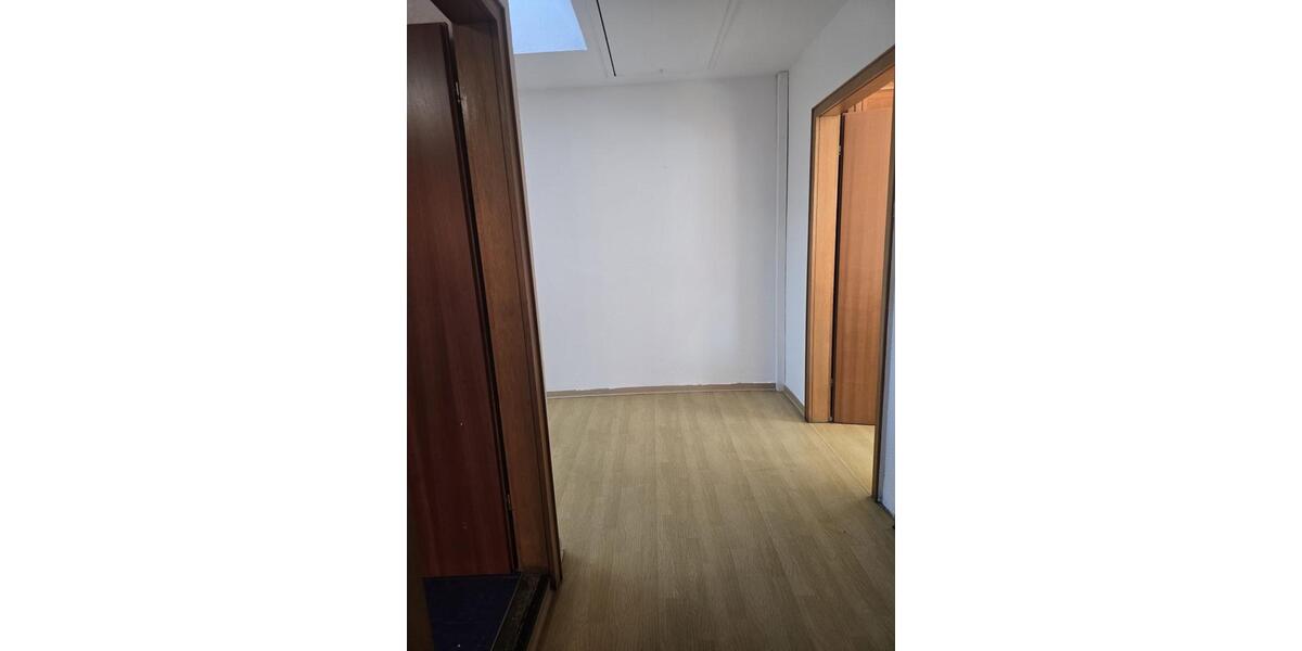 Etagenwohnung Merzig - 2 Zimmer, 85 m&sup2;, 870&euro; | Angebot:25422534