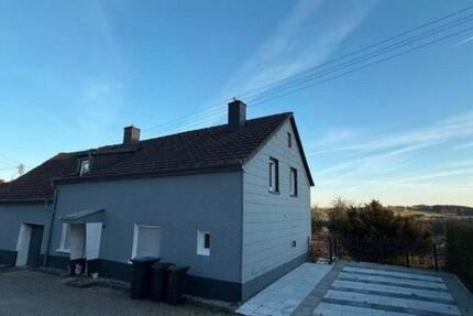 Haus Kusel - 5 Zimmer, 120 m&sup2;, 1.250&euro; | Angebot:25806895