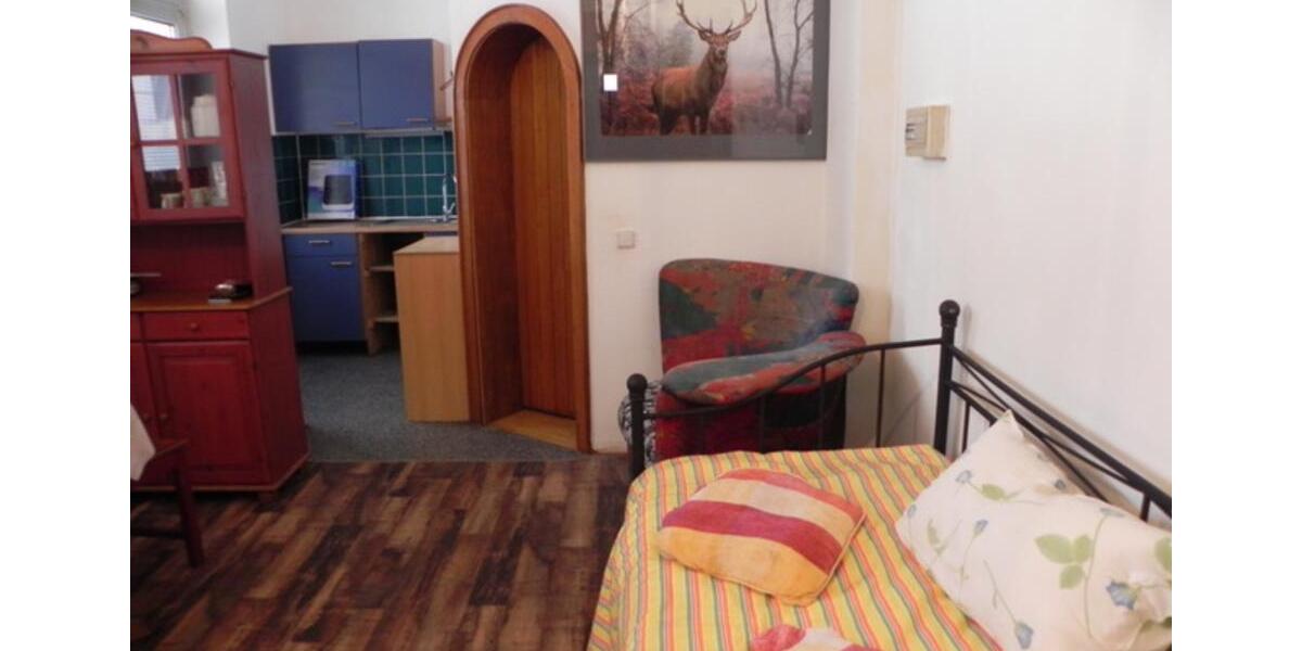 Erdgeschoßwohnung Krefeld - 1 Zimmer, 32 m&sup2;, 570&euro; | Angebot:24603814