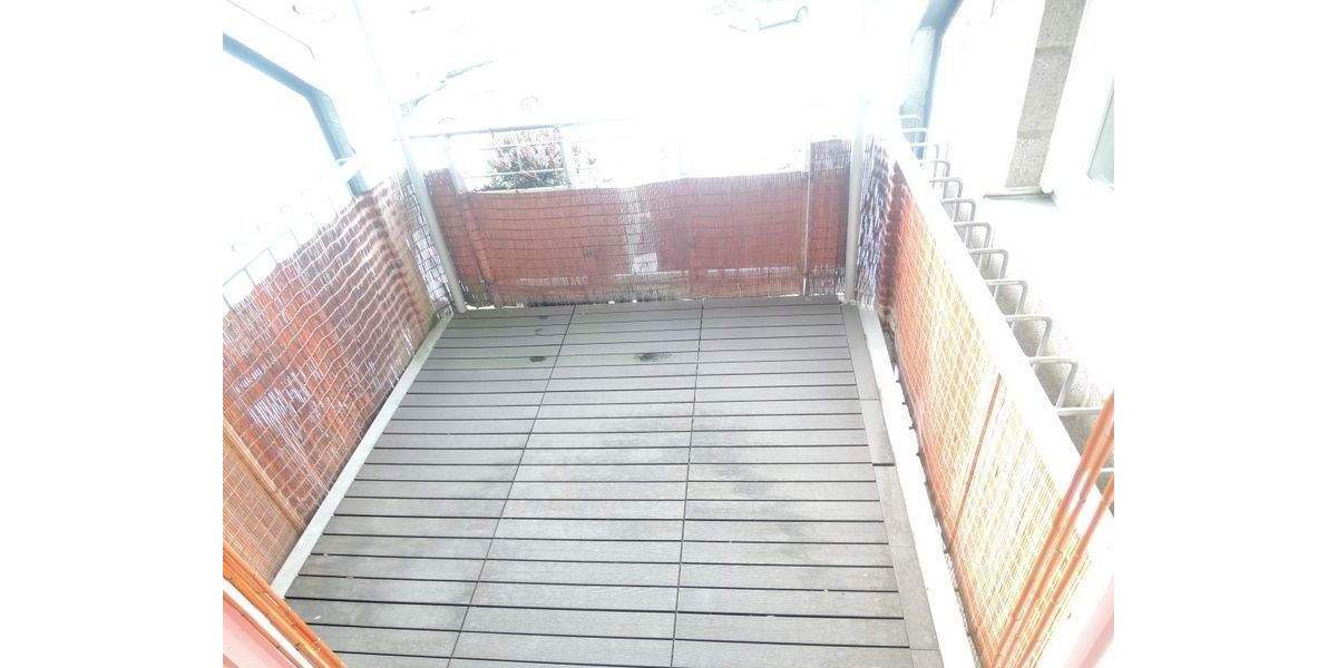 Gepflegte, helle Nichtraucher Eigentumswohnung mit Balkon und Tiefgaragenstellplatz in ruhiger Innenstadtlage 3 zimmer