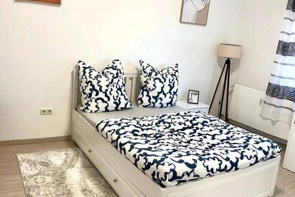 WG- Zimmer, Miete auf Zeit September verfügbar, 35 €Tag 1 zimmer