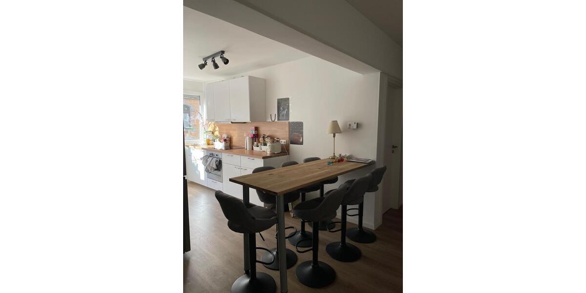 Wohnen auf Zeit Tübingen Lustnau - 1 Zimmer, 21 m&sup2;, 825&euro; | Angebot:26017224