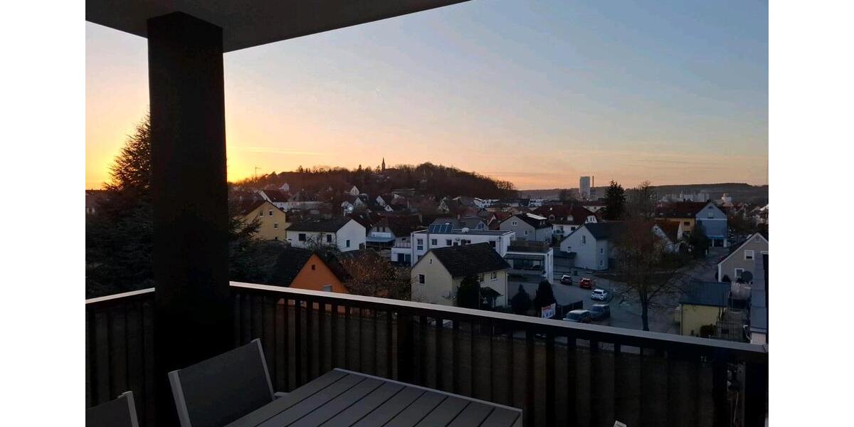 Etagenwohnung Burglengenfeld - 2 Zimmer, 75 m&sup2;, 1.050&euro; | Angebot:26278722