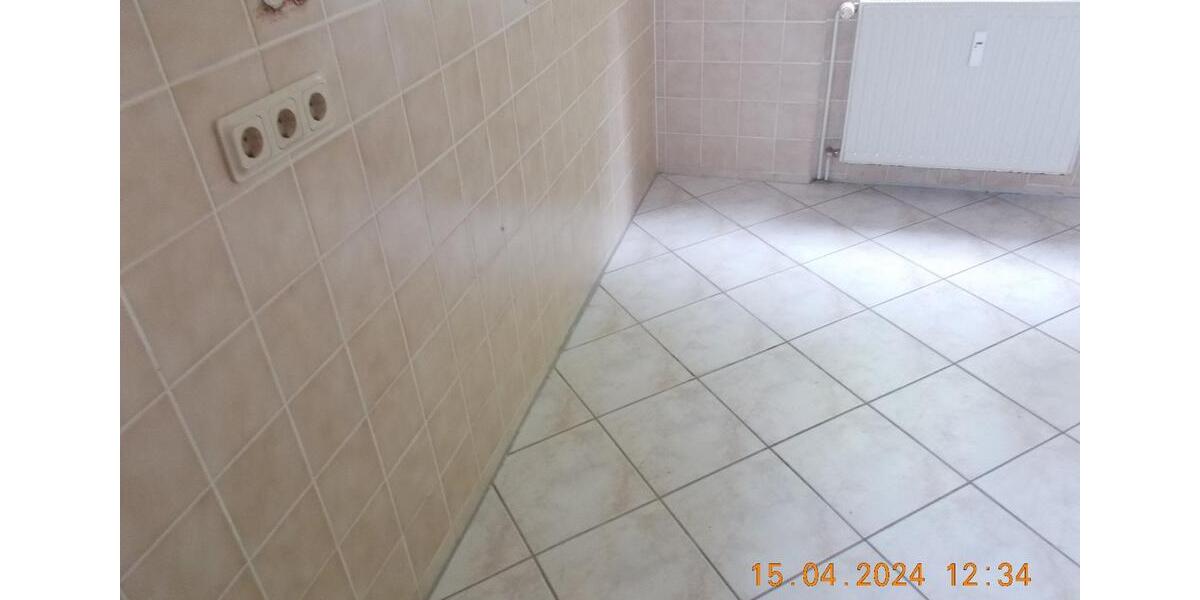 Etagenwohnung Altdöbern - 3 Zimmer, 100 m&sup2;, 700&euro; | Angebot:24705114