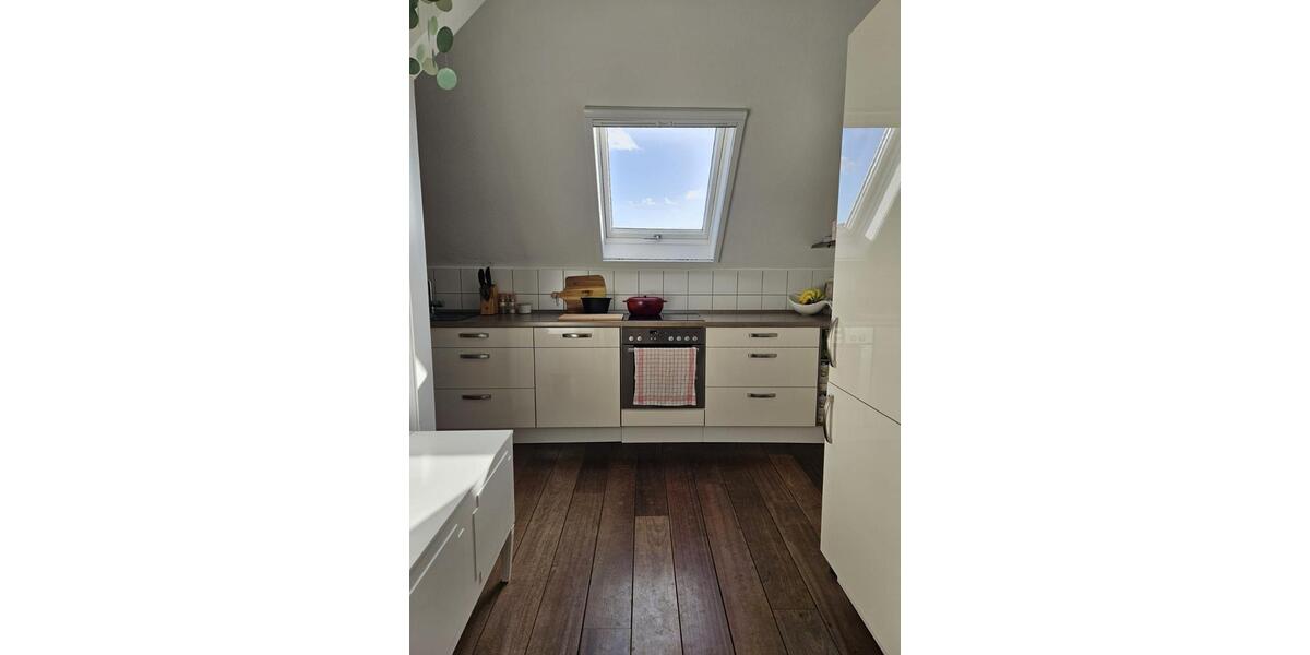 Dachgeschoßwohnung Remscheid Lüttringhausen - 3 Zimmer, 95 m&sup2;, 720&euro; | Angebot:24839162