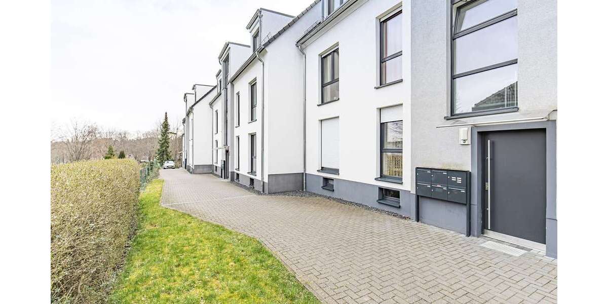 Etagenwohnung Bonn Hardtberg - 3 Zimmer, 110 m&sup2;, 1.430&euro; | Angebot:24533229