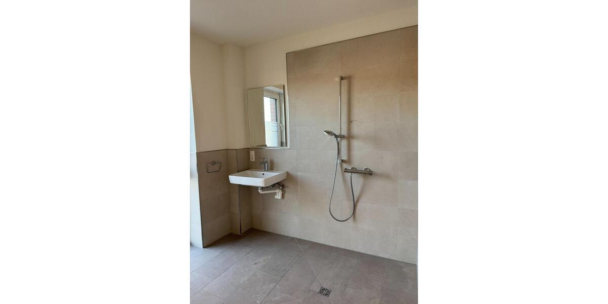 Erdgeschoßwohnung Oldenburg Alexandersfeld - 3 Zimmer, 96 m&sup2;, 1.435&euro; | Angebot:24794887