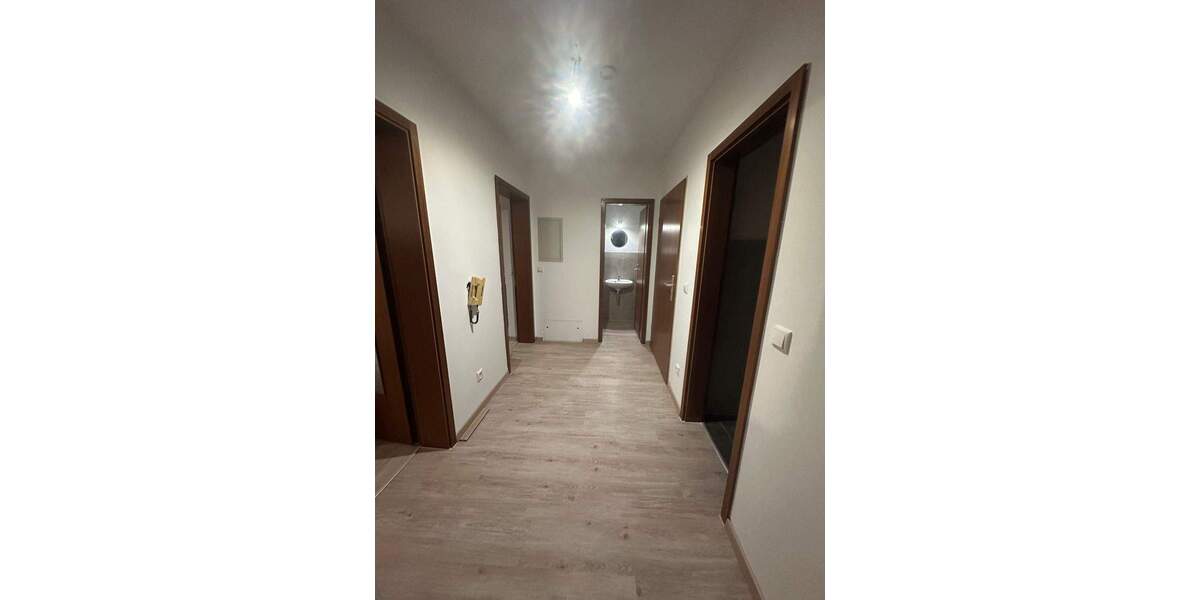 Attraktive neu sanierte 2 ZKB Wohnung mit Einbauküche und Balkon 2 zimmer