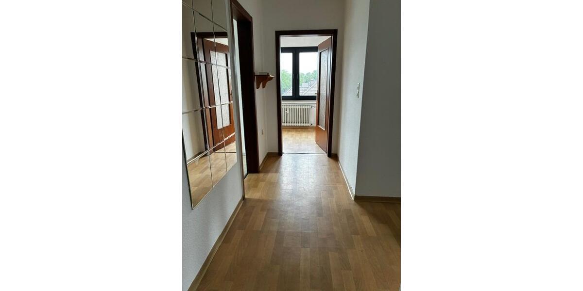 Dachgeschoßwohnung Löhne - 3 Zimmer, 70 m&sup2;, 440&euro; | Angebot:26532651