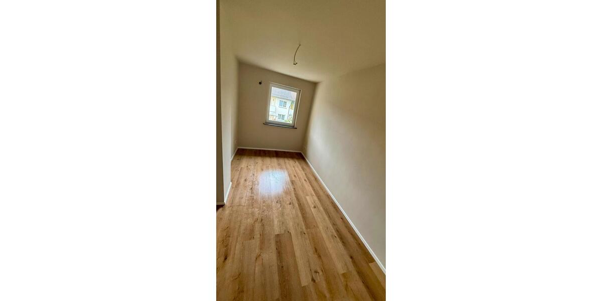 Erdgeschoßwohnung Bad Windsheim - 3 Zimmer, 63 m&sup2;, 740&euro; | Angebot:26496141