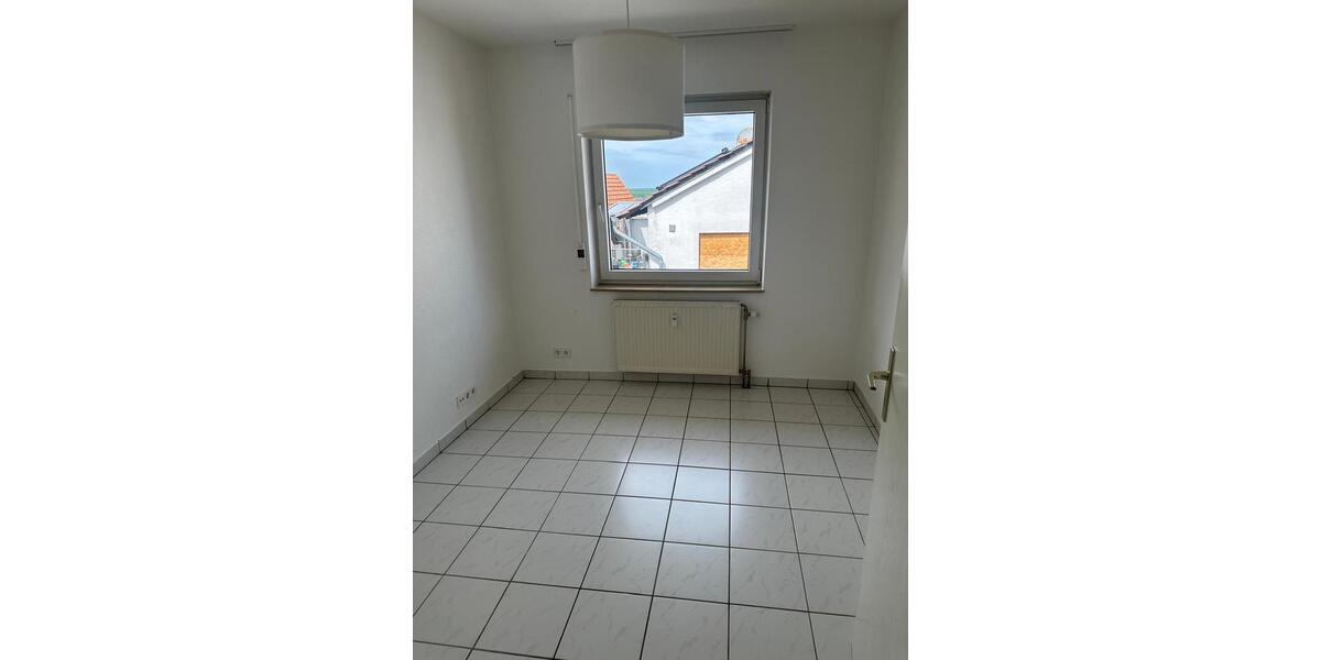Etagenwohnung Rauenberg - 3 Zimmer, 78 m&sup2;, 930&euro; | Angebot:26414241