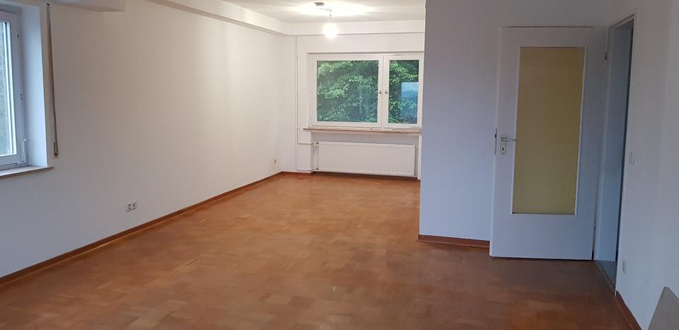 Etagenwohnung Marienheide - 5 Zimmer, 105 m&sup2;, 840&euro; | Angebot:25053448