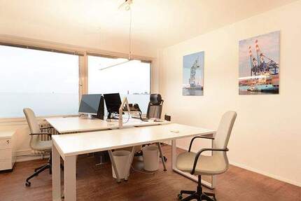 Schreibtischplätze in hellem Büro mit Blick über Hamburg - All-in-Miete zimmer