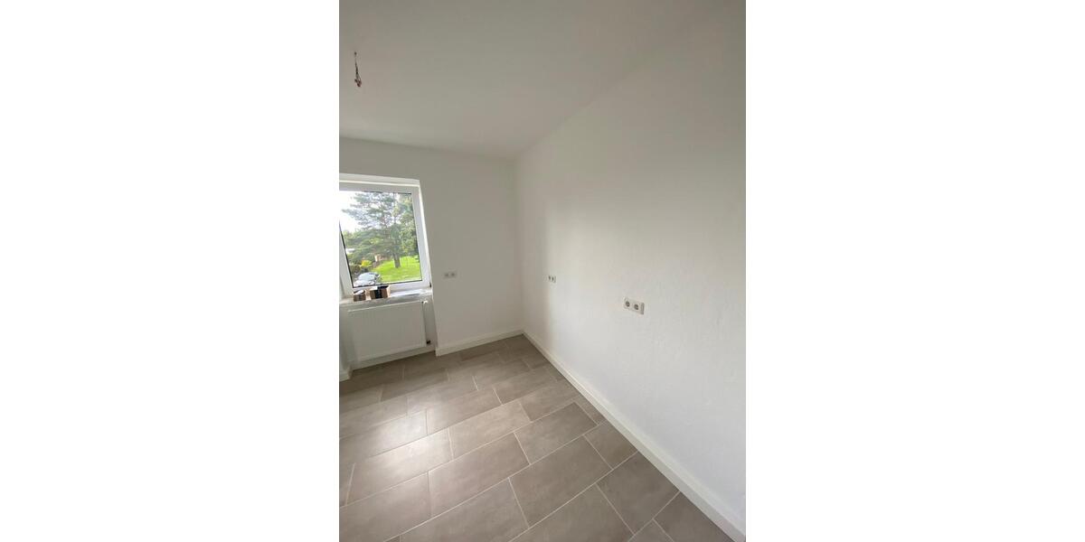 Etagenwohnung Mücheln (Geiseltal) - 3 Zimmer, 62 m&sup2;, 380&euro; | Angebot:26533748