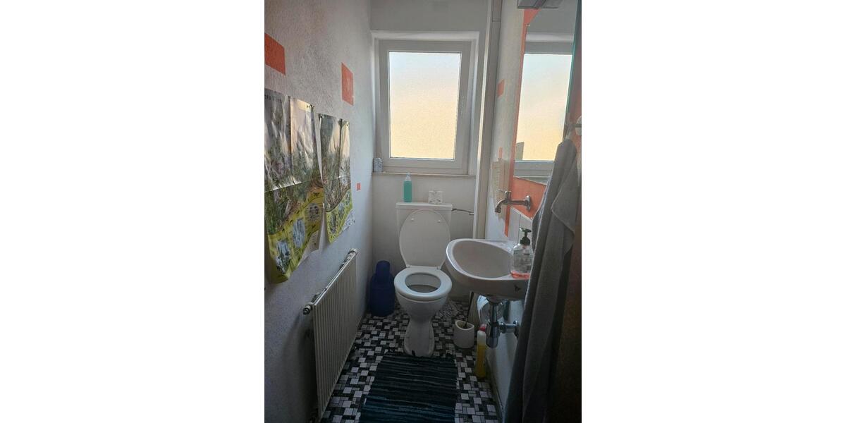 Wohnen auf Zeit Tübingen - 32 Zimmer, 100 m&sup2;, 570&euro; | Angebot:24599217