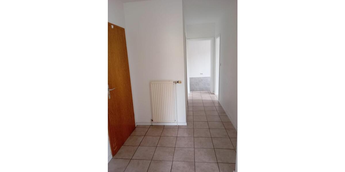 Erdgeschoßwohnung Rätzlingen - 4 Zimmer, 83 m&sup2;, 590&euro; | Angebot:26547824