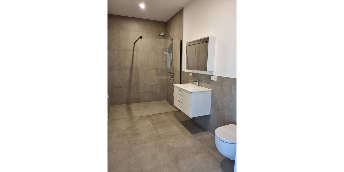 Etagenwohnung Neunkirchen Innenstadt - 2 Zimmer, 71 m&sup2;, 895&euro; | Angebot:26741534