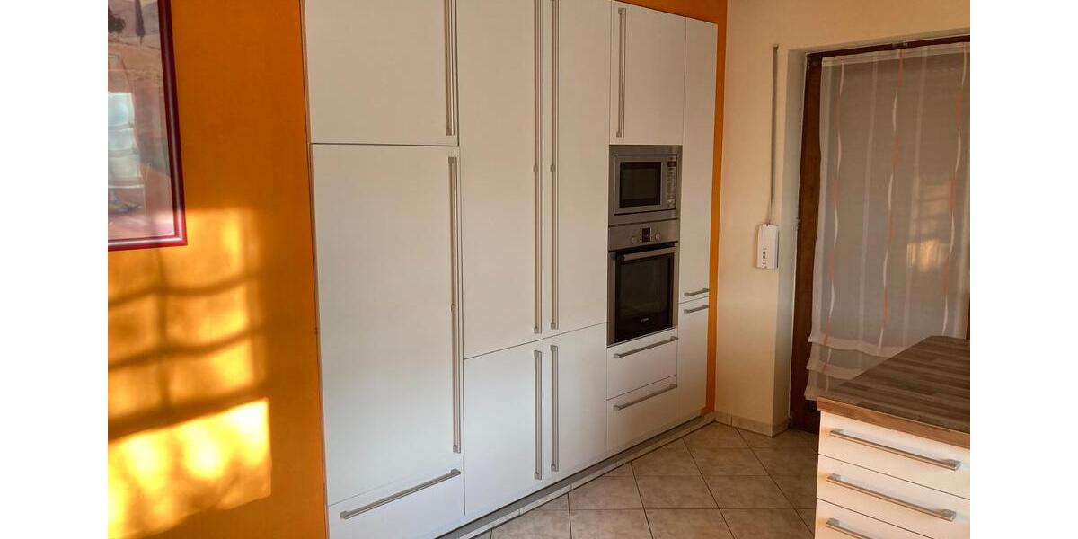 Etagenwohnung Eberbach - 4 Zimmer, 138 m&sup2;, 1.550&euro; | Angebot:25325060