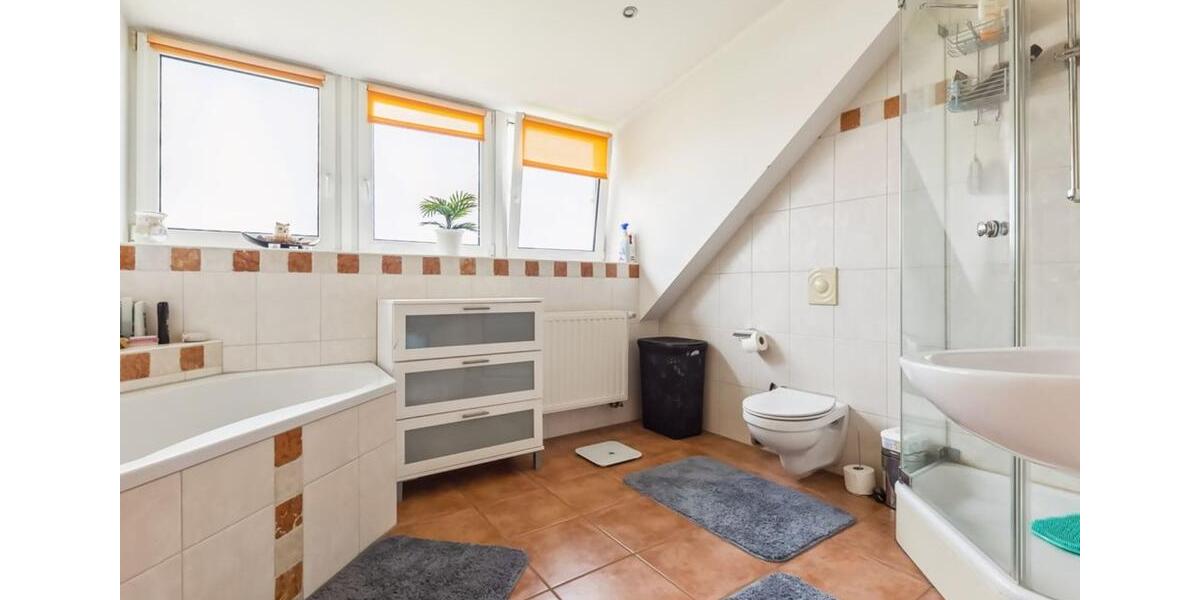 Etagenwohnung Mintraching - 3 Zimmer, 83 m&sup2;, 940&euro; | Angebot:24841218