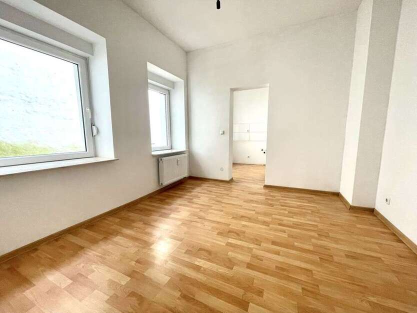Wohnung zum Mieten in Krefeld Stadtmitte 270 € 22 m²