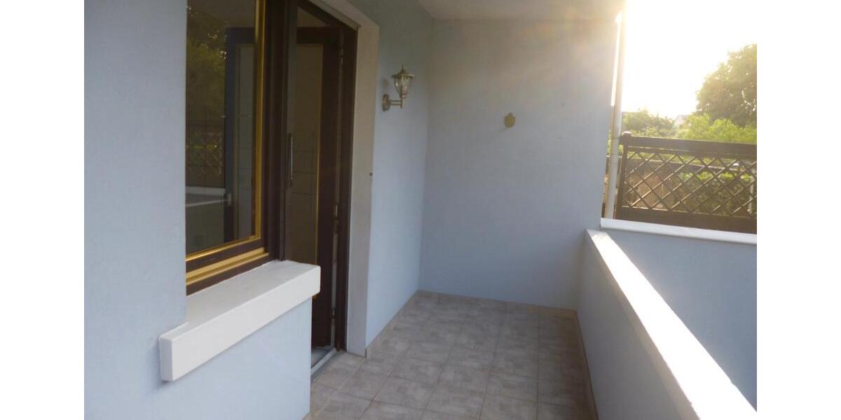 Erdgeschoßwohnung Völklingen - 2 Zimmer, 70 m&sup2;, 480&euro; | Angebot:26021101