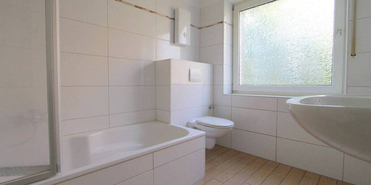 Etagenwohnung Mönchengladbach Wickrath - 2 Zimmer, 60 m&sup2;, 510&euro; | Angebot:26723984