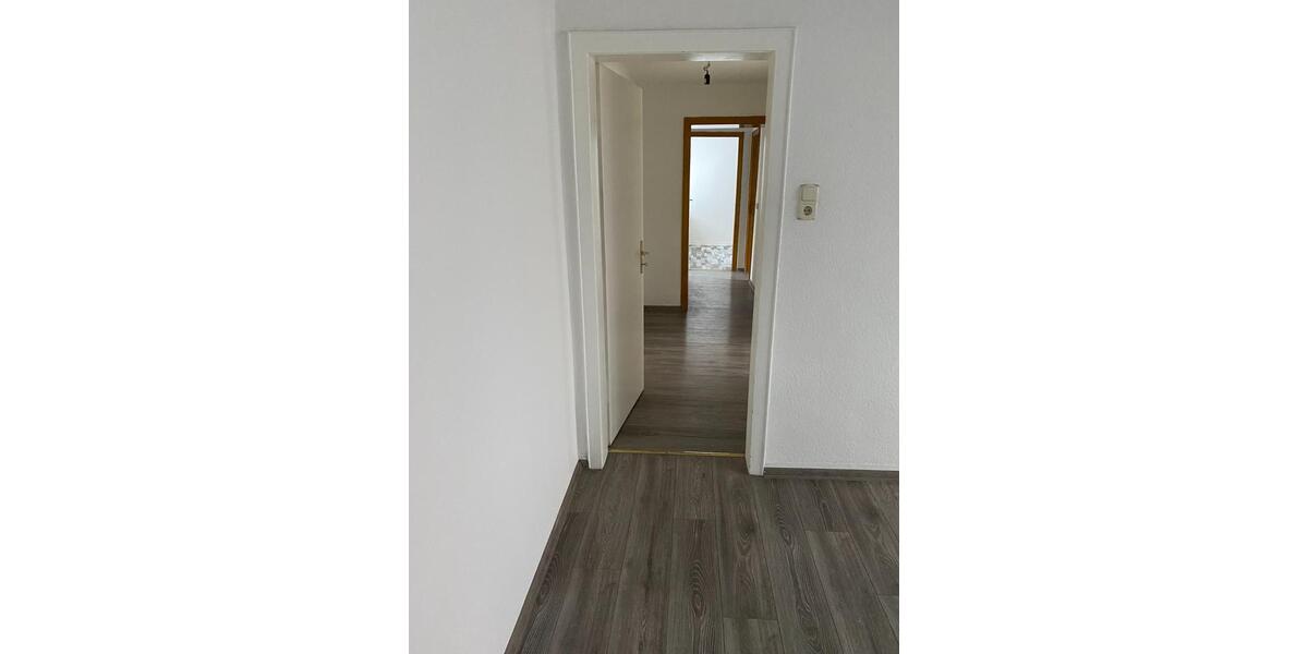 Dachgeschoßwohnung Lüdenscheid - 4 Zimmer, 420&euro; | Angebot:23693160